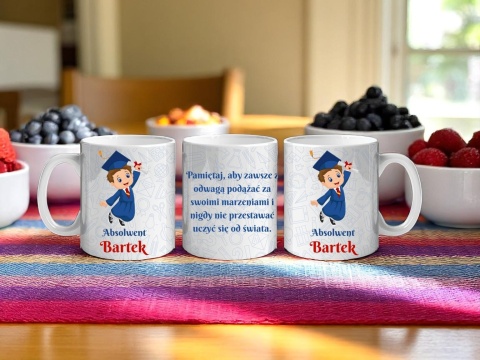 Kubek z nadrukiem prezent zakończenie roku szkolnego z imieniem chłopca