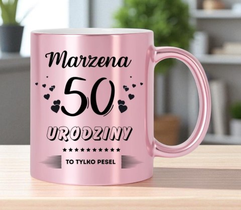 Kubek prezent na 50 urodziny kobiety koleżanki mamy z dowolnym imieniem