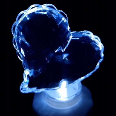 Znicz elektryczny świeca LED na baterie Cortina SERCE biały