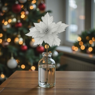 Gwiazda betlejemska poinsecja na piku kwiat ozdoba dekoracja świąteczna