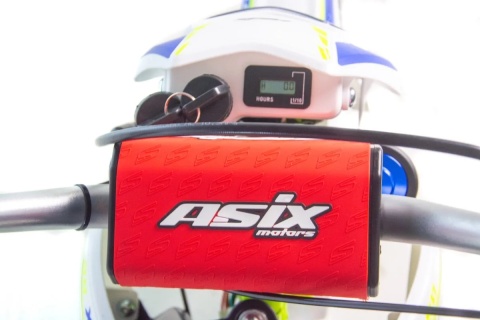 Cross ASIX XB28 110 4T półautomat E-start czerwony