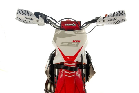 Cross ASIX XR99 300 2T czerwony