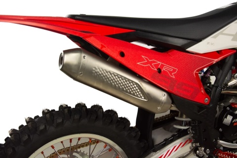 Cross ASIX XR99 300 2T czerwony
